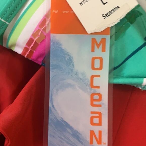 NWT IN MOCEAN TEAL SWIMSUIT TOP SIZE‎ L (junior) - Picture 4 of 5